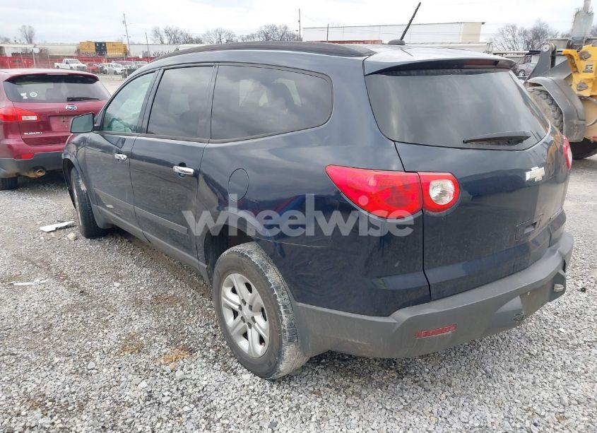 Photo 3 of 2012 Chevrolet Traverse LS (VIN 1GNKRFED7CJ117089)