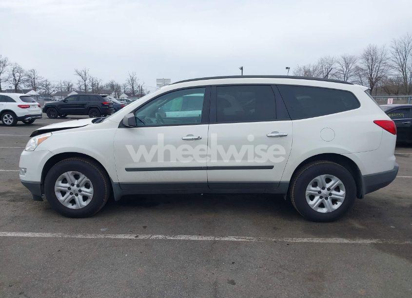 Photo 14 of 2012 Chevrolet Traverse LS (VIN 1GNKRFED7CJ418915)