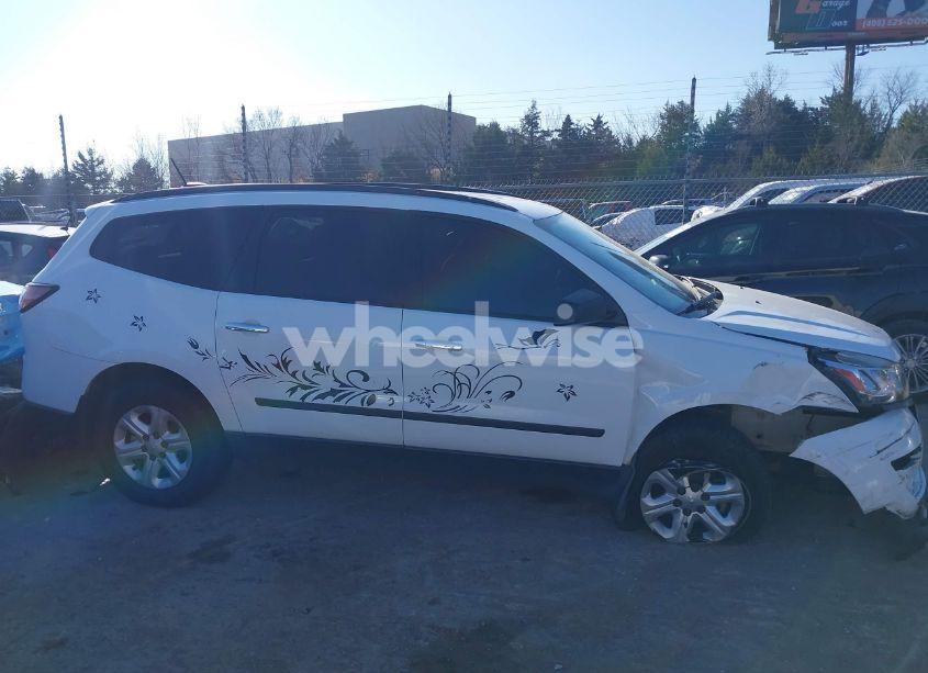 Photo 12 of 2016 Chevrolet Traverse LS (VIN 1GNKRFED7GJ323003)