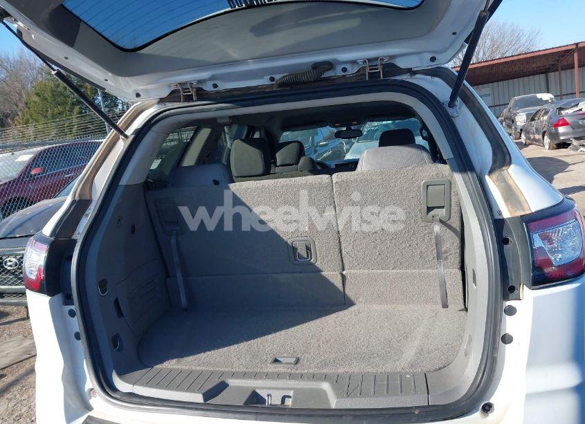 Photo 15 of 2016 Chevrolet Traverse LS (VIN 1GNKRFED7GJ323003)