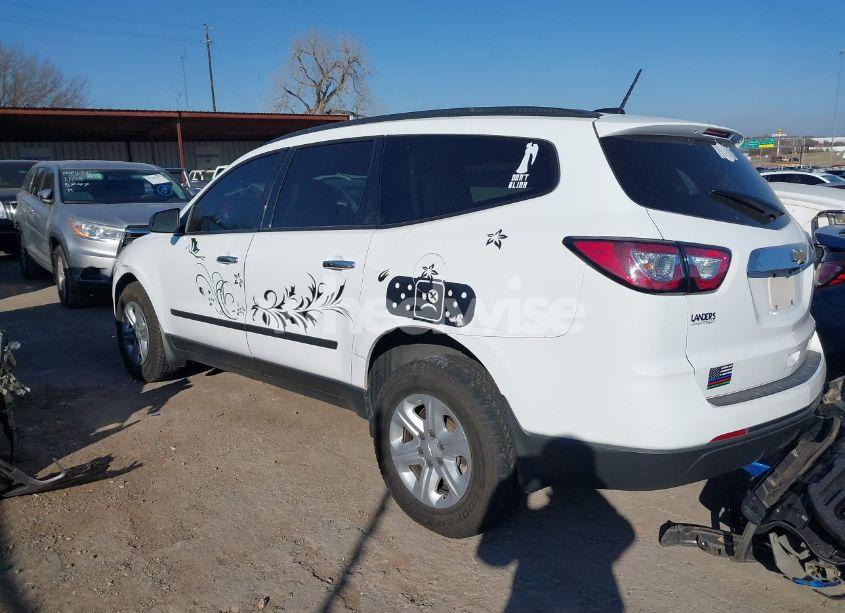 Photo 3 of 2016 Chevrolet Traverse LS (VIN 1GNKRFED7GJ323003)