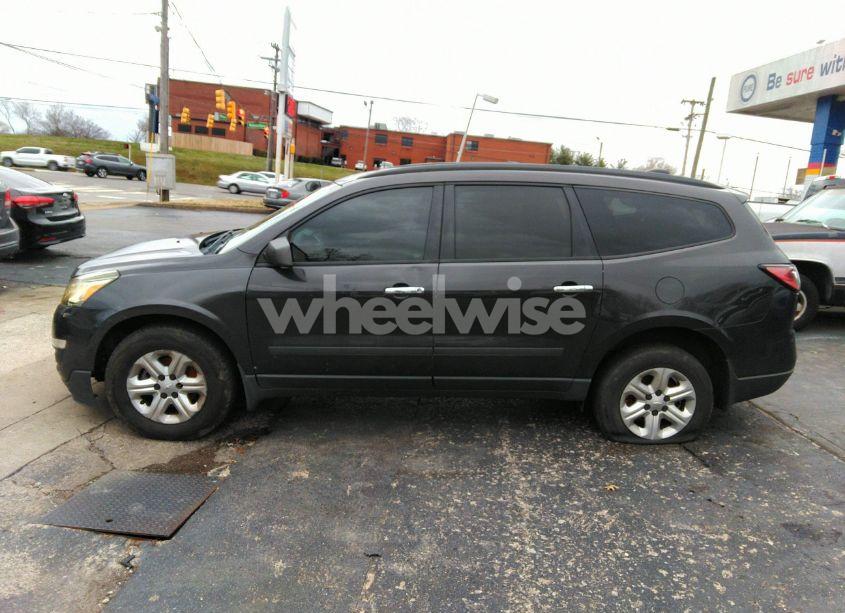 Photo 15 of 2017 Chevrolet Traverse LS (VIN 1GNKRFED7HJ198280)