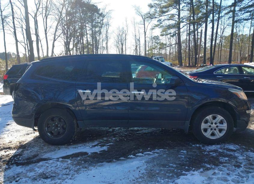 Photo 14 of 2017 Chevrolet Traverse LS (VIN 1GNKRFED7HJ219256)