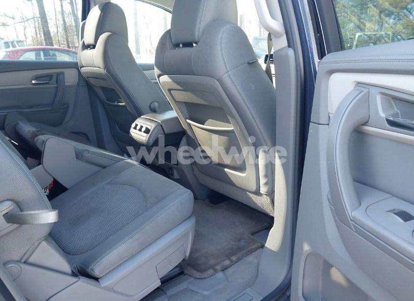 Photo 8 of 2017 Chevrolet Traverse LS (VIN 1GNKRFED7HJ219256)