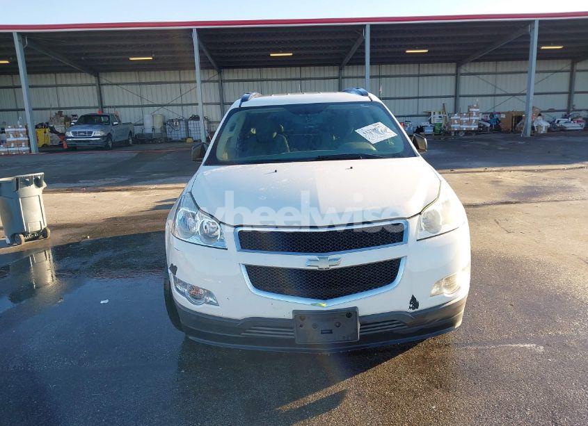 Photo 6 of 2011 Chevrolet Traverse LS (VIN 1GNKRFED8BJ255772)