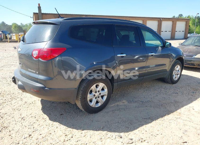 Photo 4 of 2012 Chevrolet Traverse LS (VIN 1GNKRFED8CJ294587)