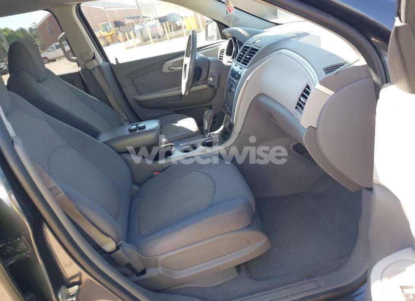 Photo 5 of 2012 Chevrolet Traverse LS (VIN 1GNKRFED8CJ294587)