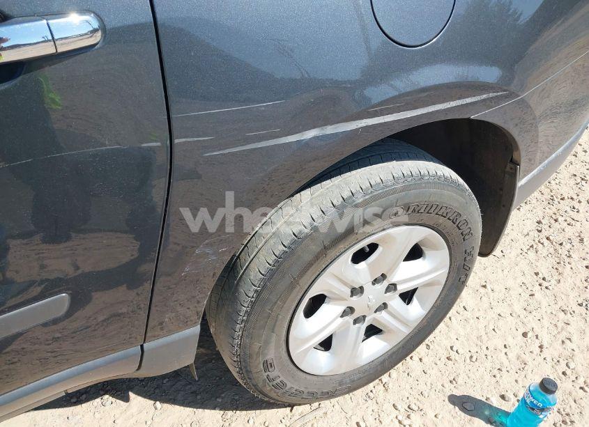 Photo 6 of 2012 Chevrolet Traverse LS (VIN 1GNKRFED8CJ294587)