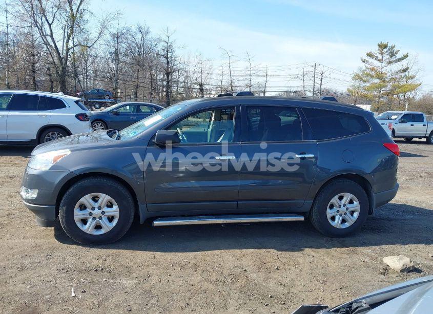 Photo 14 of 2012 Chevrolet Traverse LS (VIN 1GNKRFED8CJ384824)