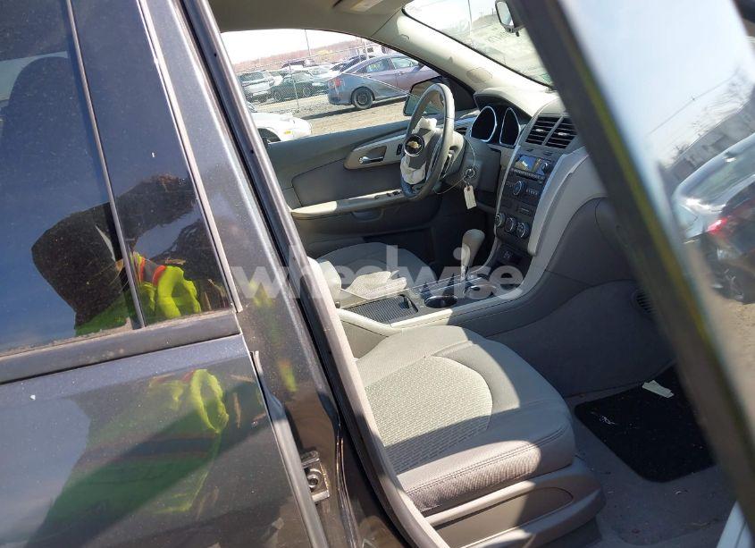 Photo 5 of 2012 Chevrolet Traverse LS (VIN 1GNKRFED8CJ384824)