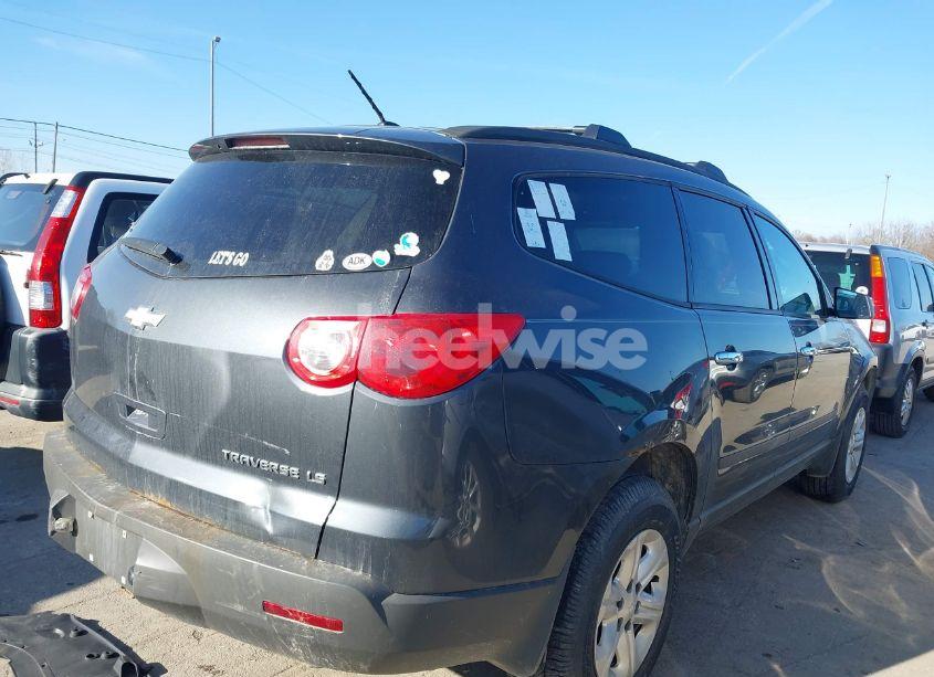 Photo 4 of 2012 Chevrolet Traverse LS (VIN 1GNKRFED8CJ394365)