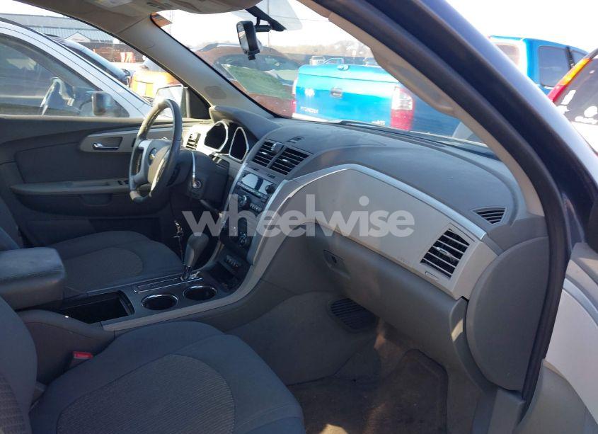 Photo 5 of 2012 Chevrolet Traverse LS (VIN 1GNKRFED8CJ394365)