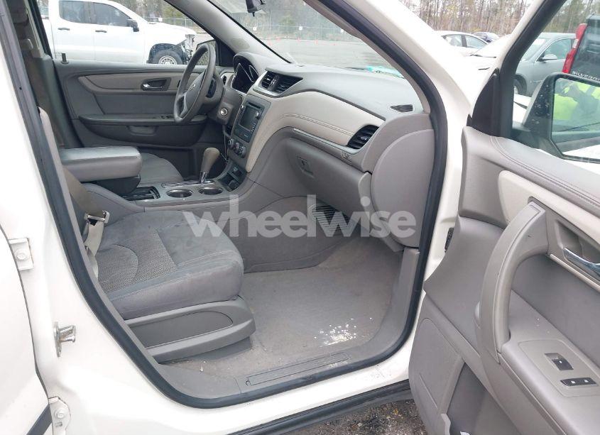 Photo 5 of 2015 Chevrolet Traverse LS (VIN 1GNKRFED8FJ252506)