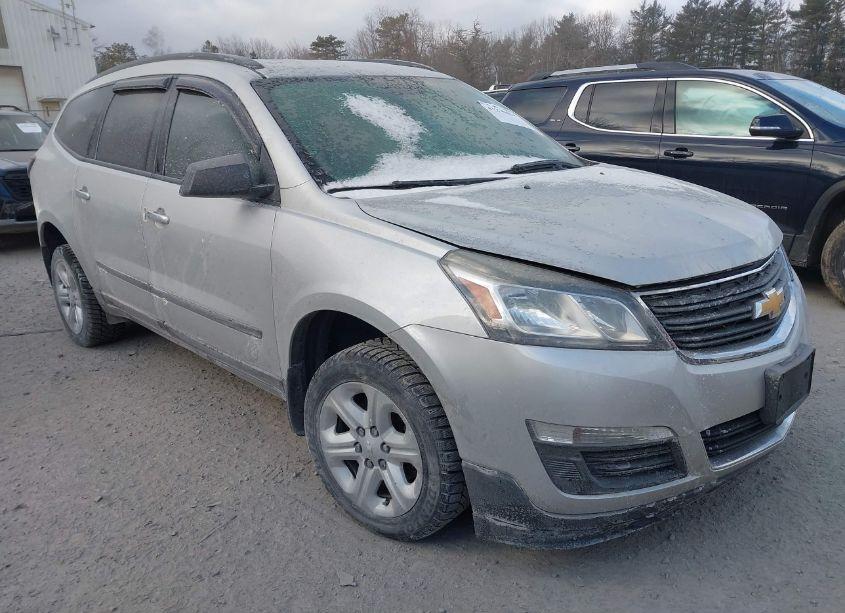 2017 Chevrolet Traverse LS (VIN 1GNKRFED8HJ205334) main photo