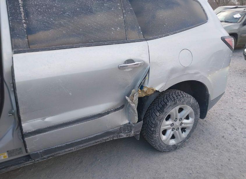 Photo 6 of 2017 Chevrolet Traverse LS (VIN 1GNKRFED8HJ205334)