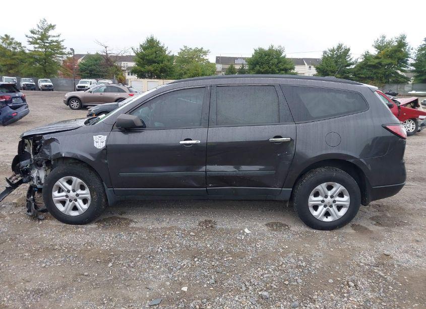 Photo 14 of 2017 Chevrolet Traverse LS (VIN 1GNKRFED8HJ246353)