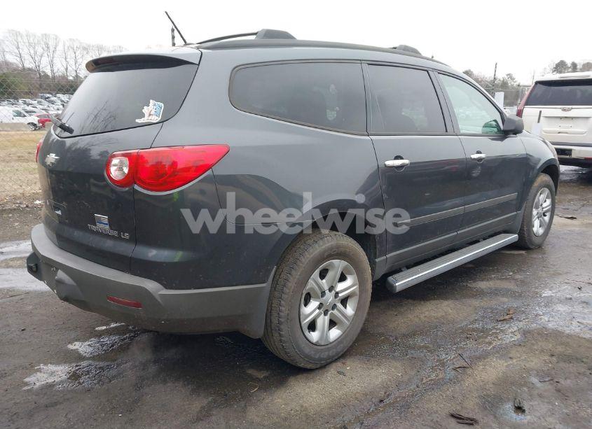 Photo 4 of 2012 Chevrolet Traverse LS (VIN 1GNKRFED9CJ370835)