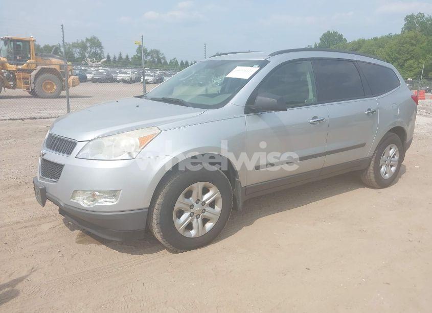 Photo 2 of 2012 Chevrolet Traverse LS (VIN 1GNKRFED9CJ374934)
