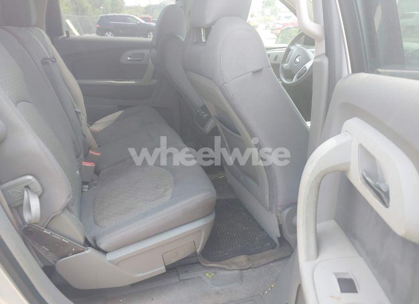 Photo 8 of 2012 Chevrolet Traverse LS (VIN 1GNKRFED9CJ374934)