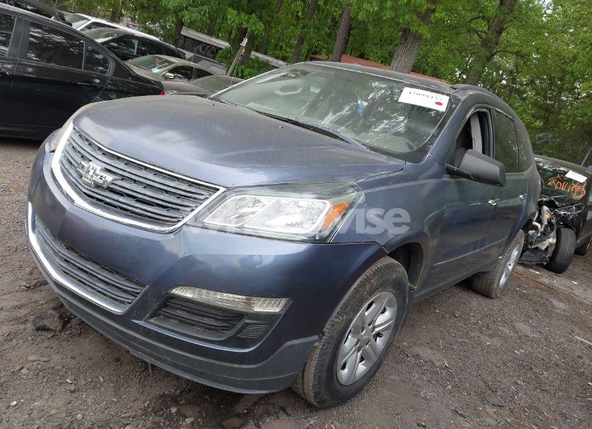 Photo 2 of 2014 Chevrolet Traverse LS (VIN 1GNKRFED9EJ223546)