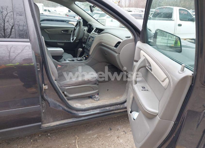 Photo 5 of 2014 Chevrolet Traverse LS (VIN 1GNKRFED9EJ233140)