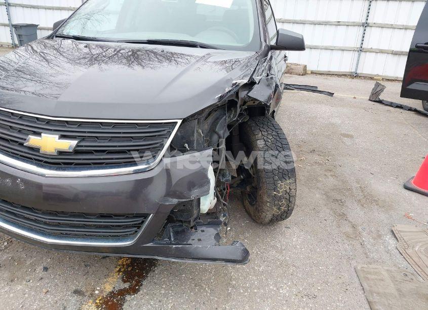 Photo 6 of 2014 Chevrolet Traverse LS (VIN 1GNKRFED9EJ233140)