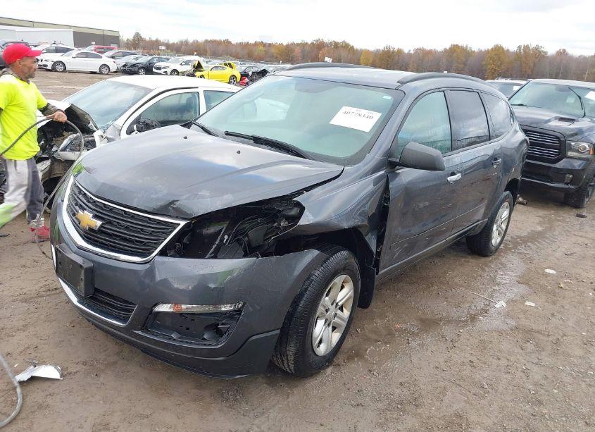 Photo 2 of 2014 Chevrolet Traverse LS (VIN 1GNKRFED9EJ242789)