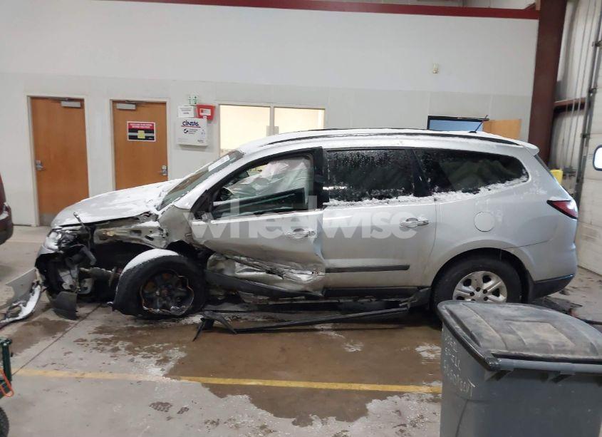 Photo 13 of 2015 Chevrolet Traverse LS (VIN 1GNKRFED9FJ343042)