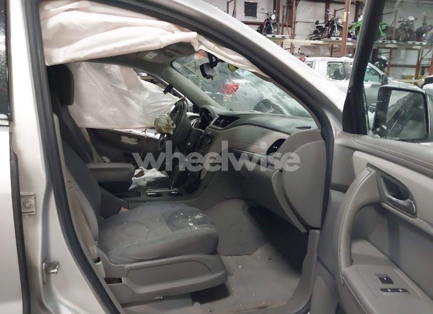 Photo 5 of 2015 Chevrolet Traverse LS (VIN 1GNKRFED9FJ343042)