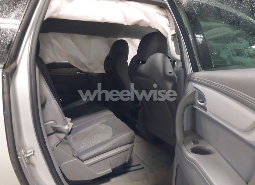 Photo 8 of 2015 Chevrolet Traverse LS (VIN 1GNKRFED9FJ343042)