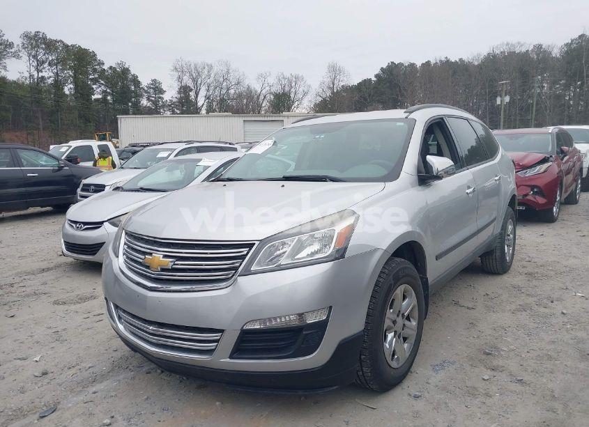 Photo 2 of 2015 Chevrolet Traverse LS (VIN 1GNKRFED9FJ379555)