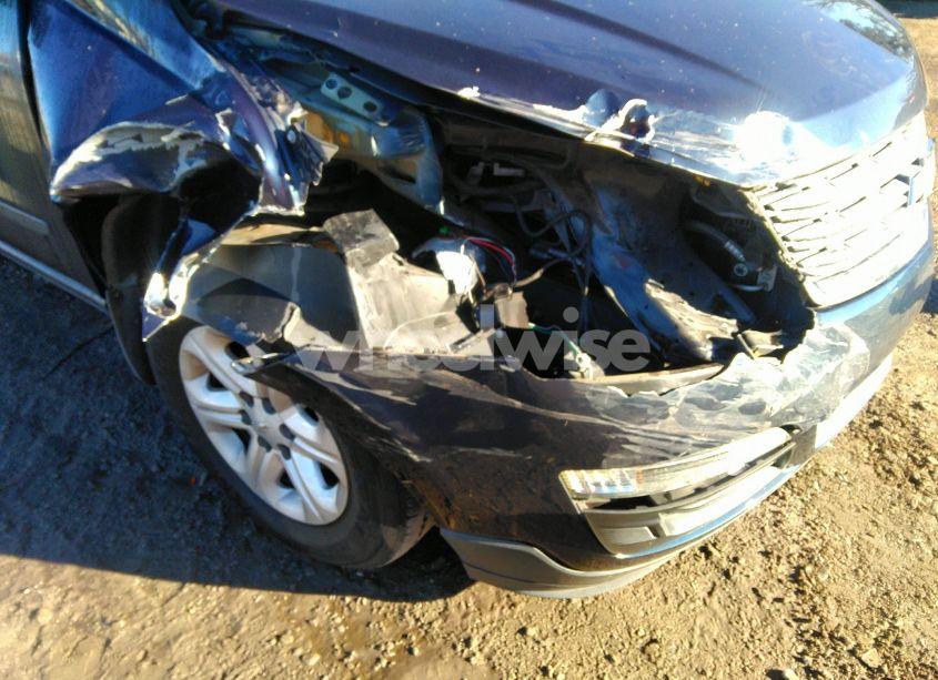 Photo 6 of 2017 Chevrolet Traverse LS (VIN 1GNKRFED9HJ176152)