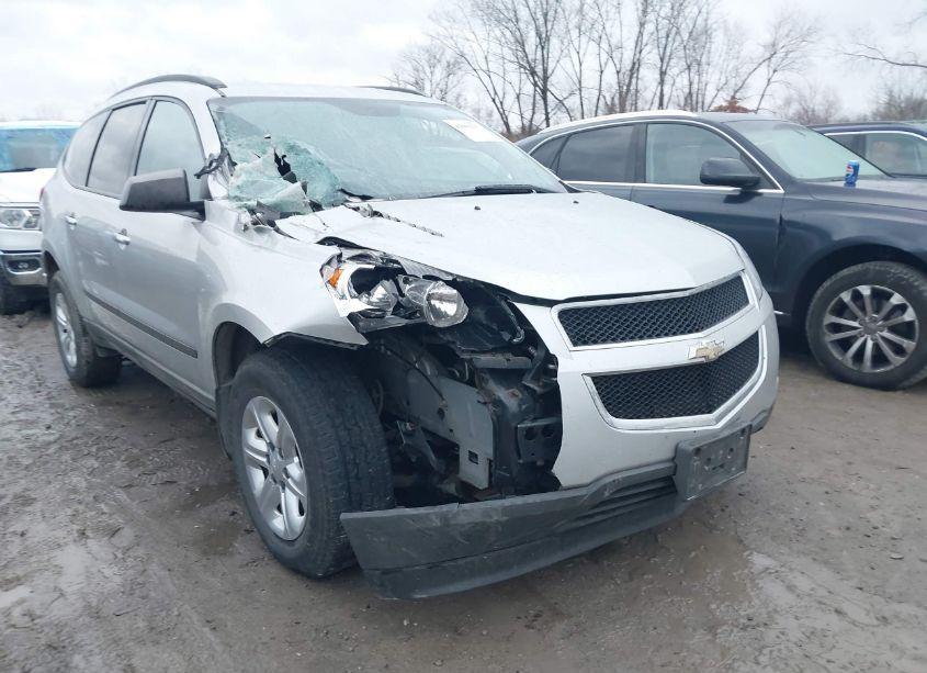 2011 Chevrolet Traverse LS (VIN 1GNKRFEDXBJ352732) main photo