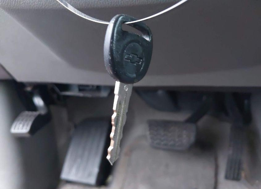 Photo 11 of 2011 Chevrolet Traverse LS (VIN 1GNKRFEDXBJ352732)