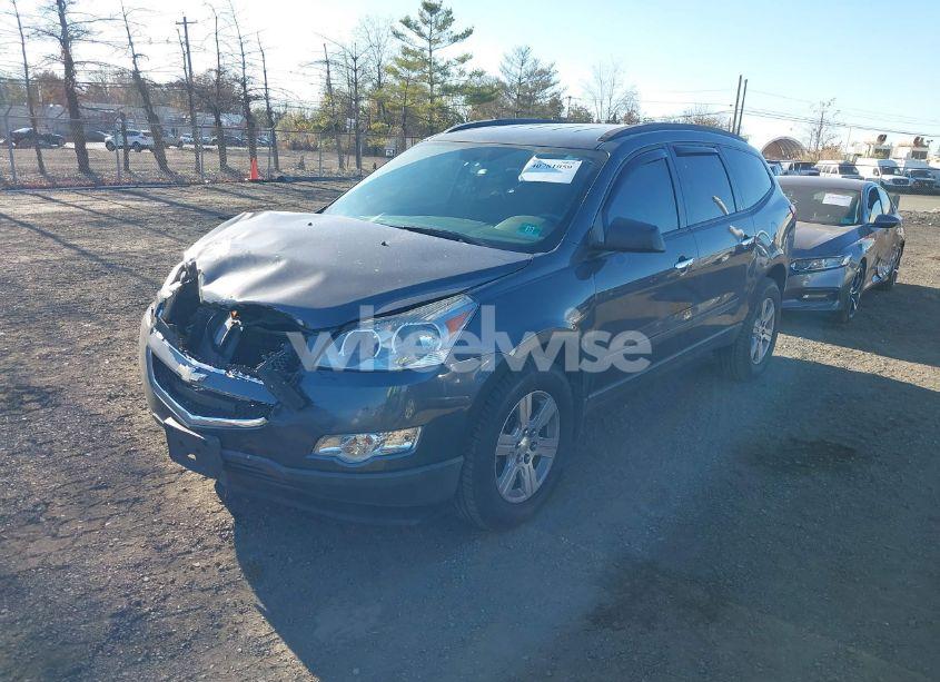 Photo 2 of 2012 Chevrolet Traverse LS (VIN 1GNKRFEDXCJ250199)