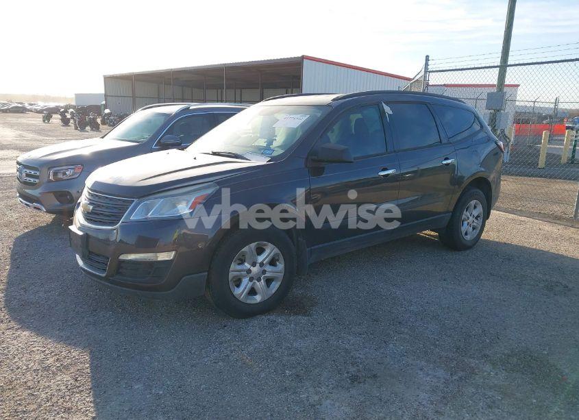 Photo 2 of 2013 Chevrolet Traverse LS (VIN 1GNKRFEDXDJ231413)
