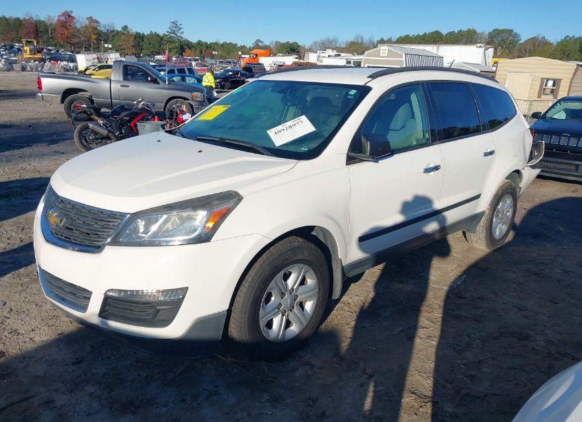 Photo 2 of 2014 Chevrolet Traverse LS (VIN 1GNKRFEDXEJ129983)