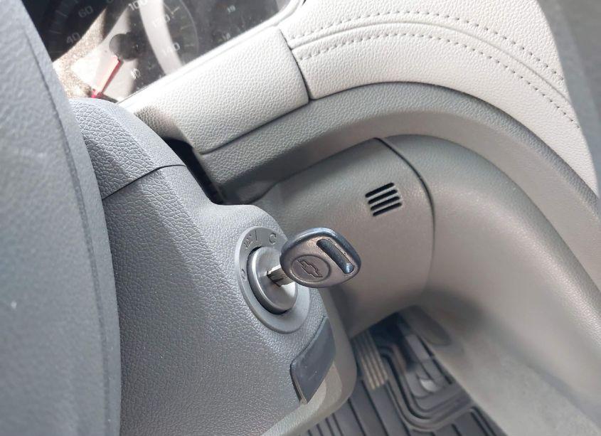 Photo 11 of 2014 Chevrolet Traverse LS (VIN 1GNKRFEDXEJ249685)