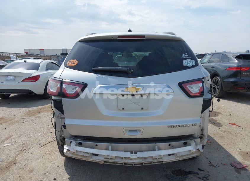 Photo 17 of 2014 Chevrolet Traverse LS (VIN 1GNKRFEDXEJ271038)