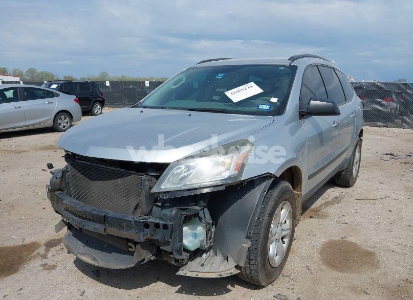 Photo 2 of 2014 Chevrolet Traverse LS (VIN 1GNKRFEDXEJ271038)