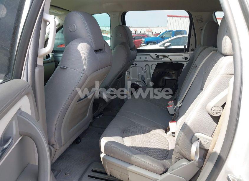 Photo 8 of 2014 Chevrolet Traverse LS (VIN 1GNKRFEDXEJ271038)