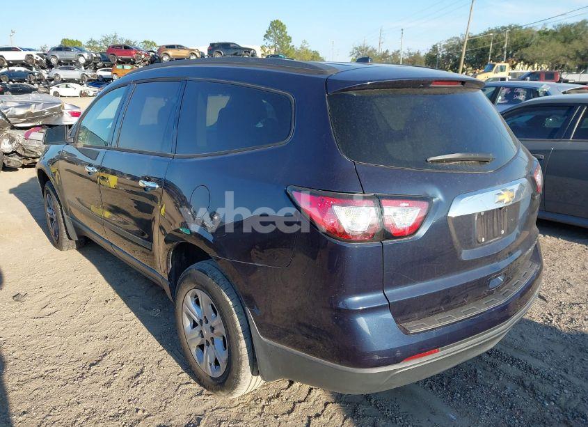 Photo 3 of 2015 Chevrolet Traverse LS (VIN 1GNKRFEDXFJ239725)
