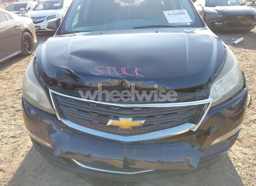 Photo 6 of 2015 Chevrolet Traverse LS (VIN 1GNKRFEDXFJ239725)