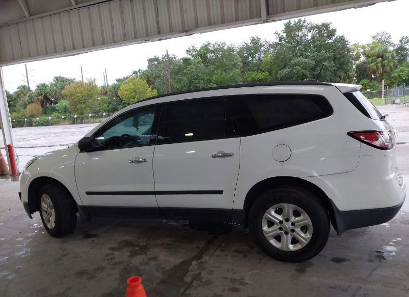 Photo 14 of 2016 Chevrolet Traverse LS (VIN 1GNKRFEDXGJ160959)