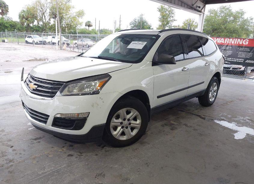 Photo 2 of 2016 Chevrolet Traverse LS (VIN 1GNKRFEDXGJ160959)