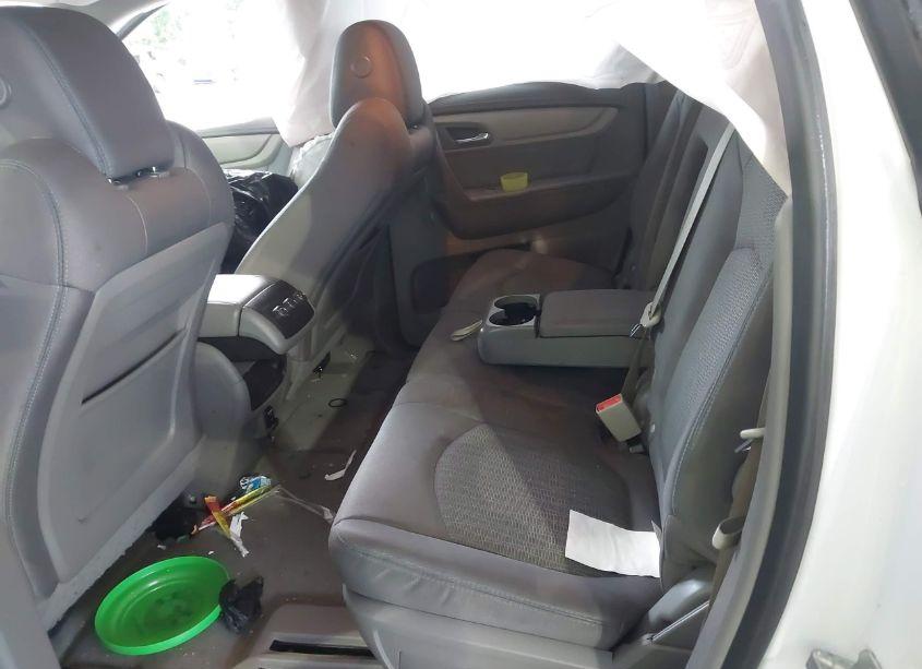 Photo 8 of 2016 Chevrolet Traverse LS (VIN 1GNKRFEDXGJ160959)