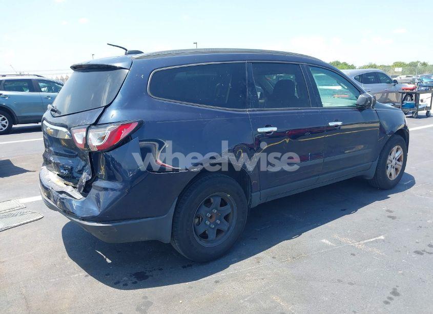 Photo 4 of 2016 Chevrolet Traverse LS (VIN 1GNKRFEDXGJ213319)