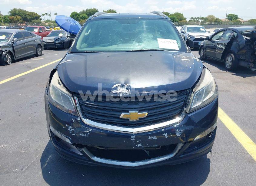 Photo 6 of 2016 Chevrolet Traverse LS (VIN 1GNKRFEDXGJ213319)