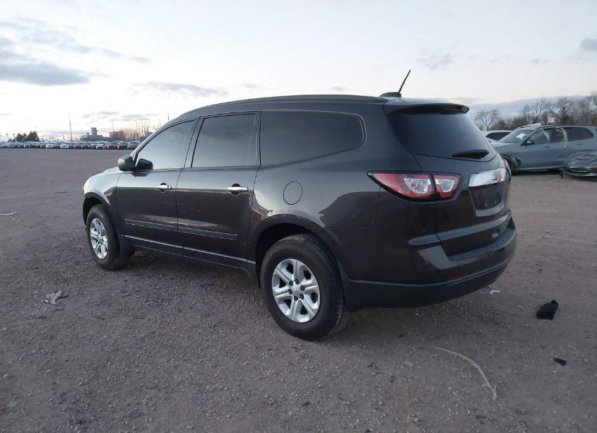 Photo 3 of 2016 Chevrolet Traverse LS (VIN 1GNKRFEDXGJ283130)