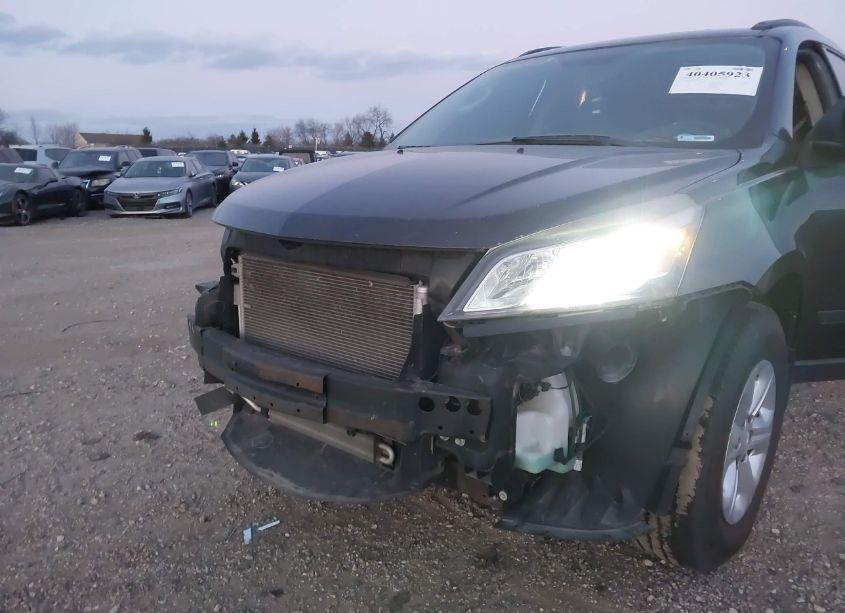 Photo 6 of 2016 Chevrolet Traverse LS (VIN 1GNKRFEDXGJ283130)